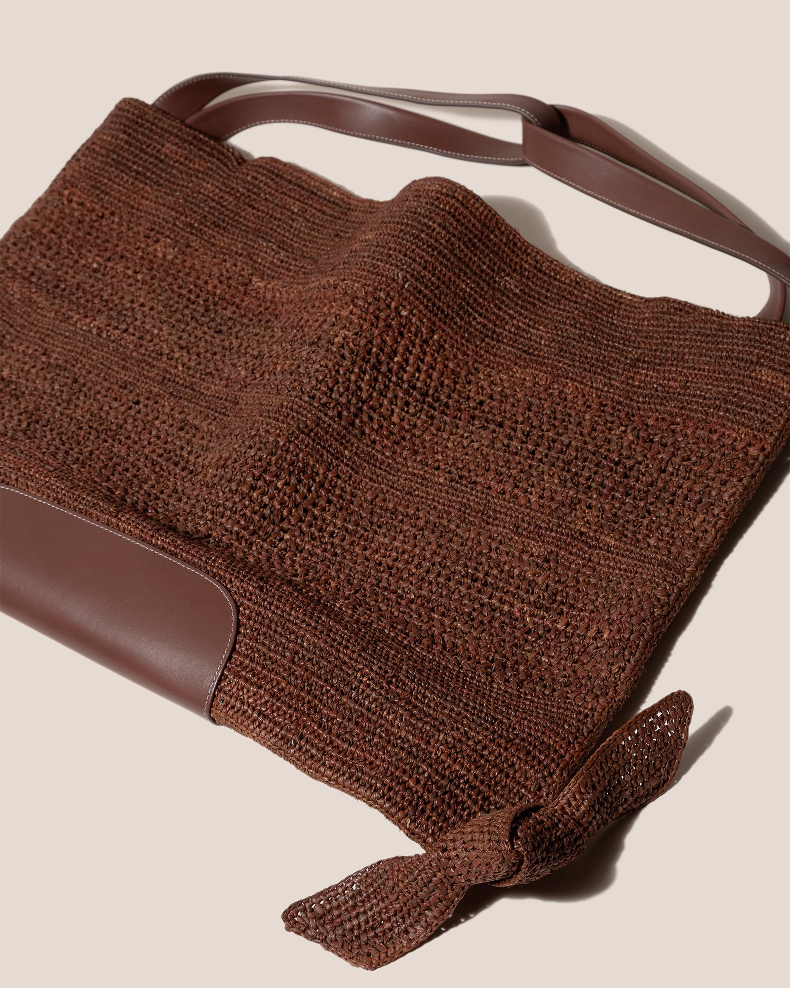 CADOR - Slouchy Crocheted Raffia Shoulder Bag - Hereu online