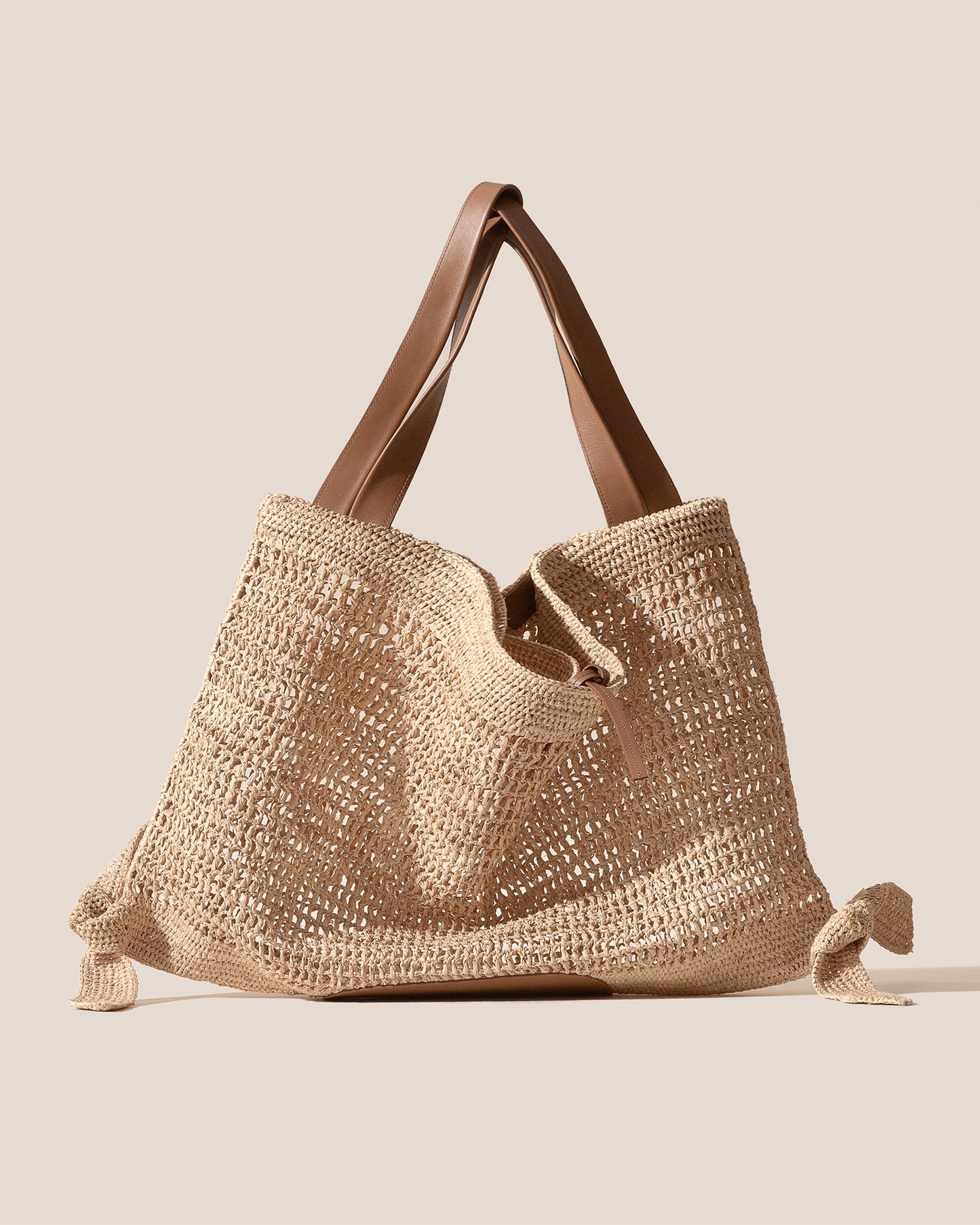CADOR RAFFIA MESH - Slouchy Shoulder Bag - Hereu near me