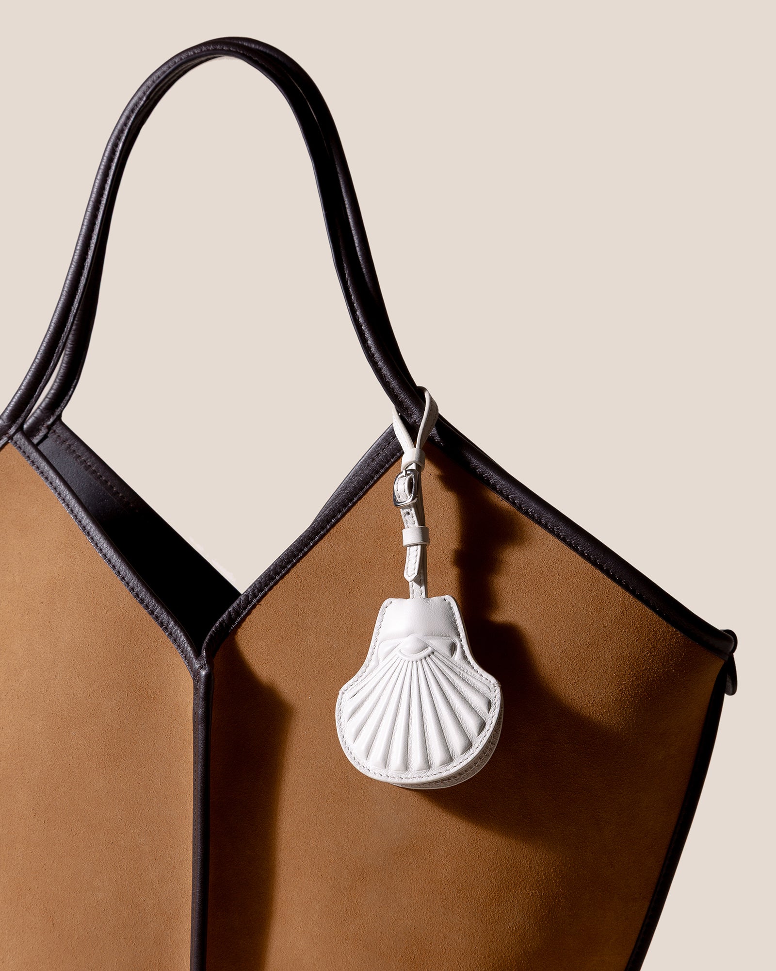 PETXINA - Embossed Leather Charm - Hereu US