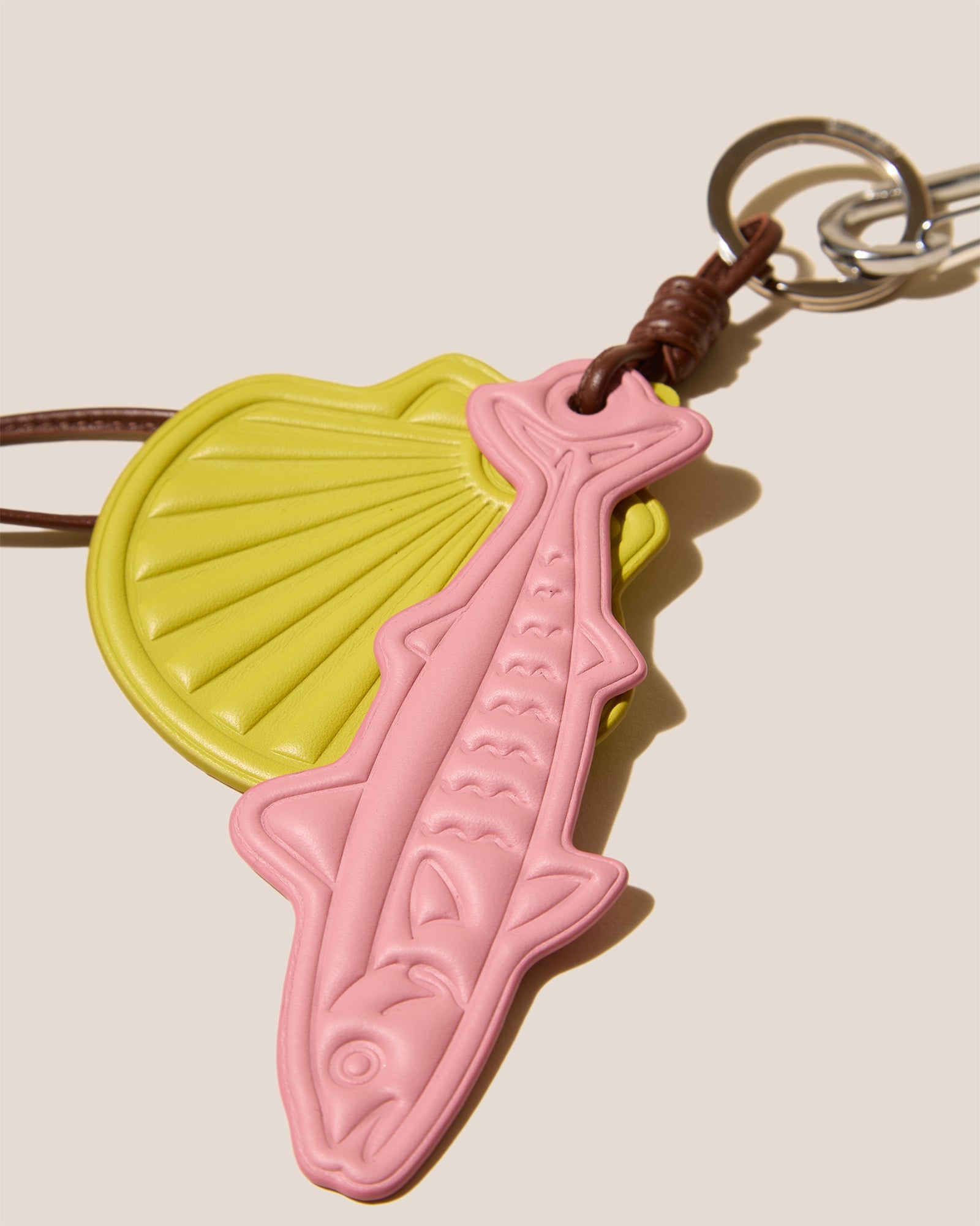 LAMAR KEYCHAIN - Embossed Leather Keychain - Hereu discount