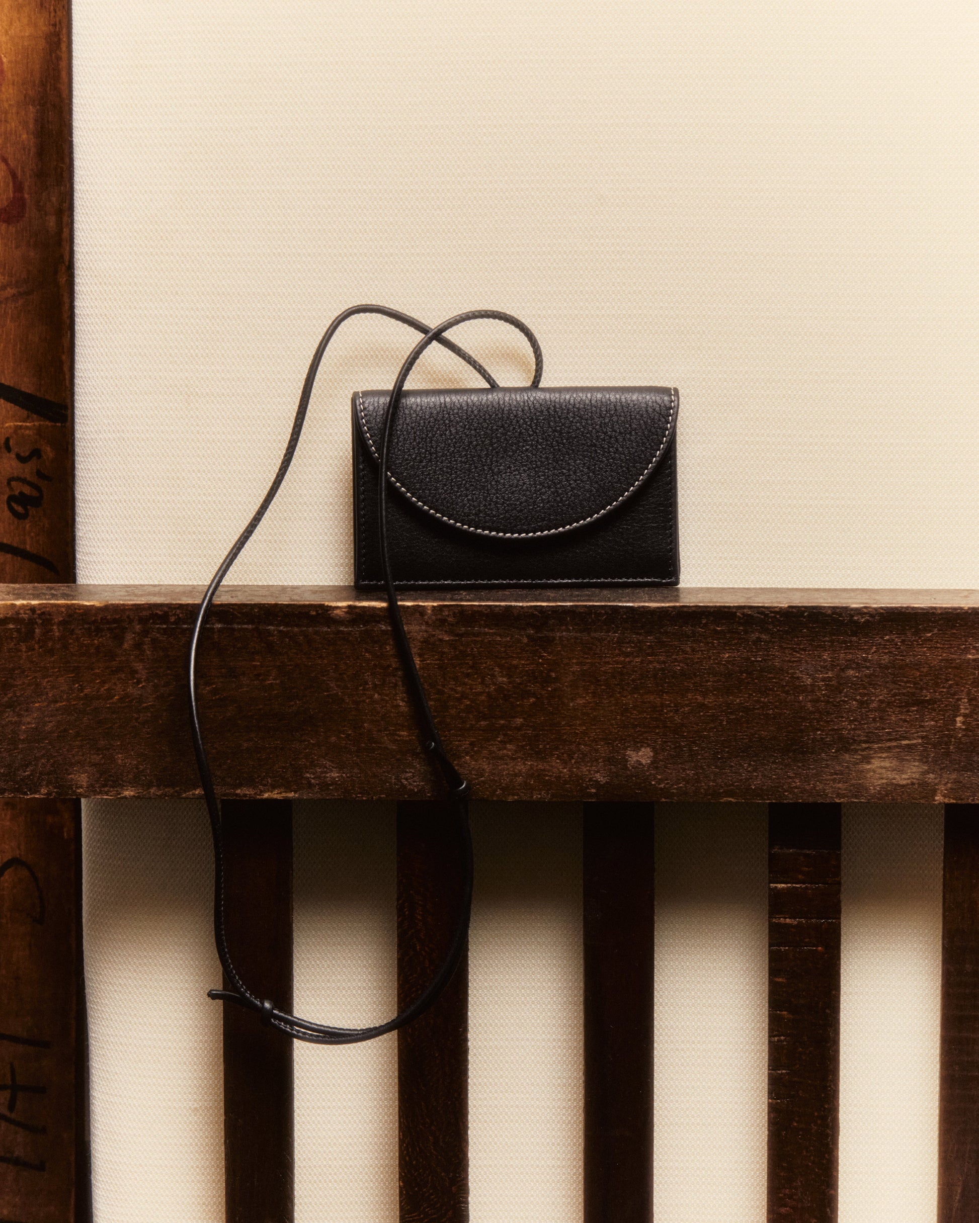 PENJAT - Leather Wallet with Strap - Hereu online