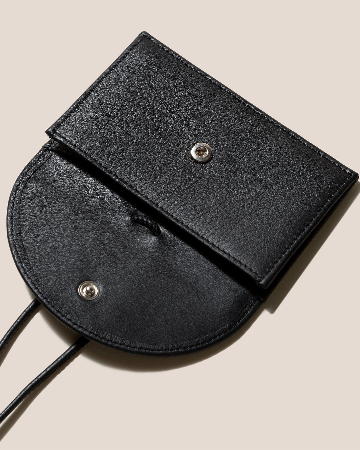 PENJAT - Leather Wallet with Strap - Hereu online