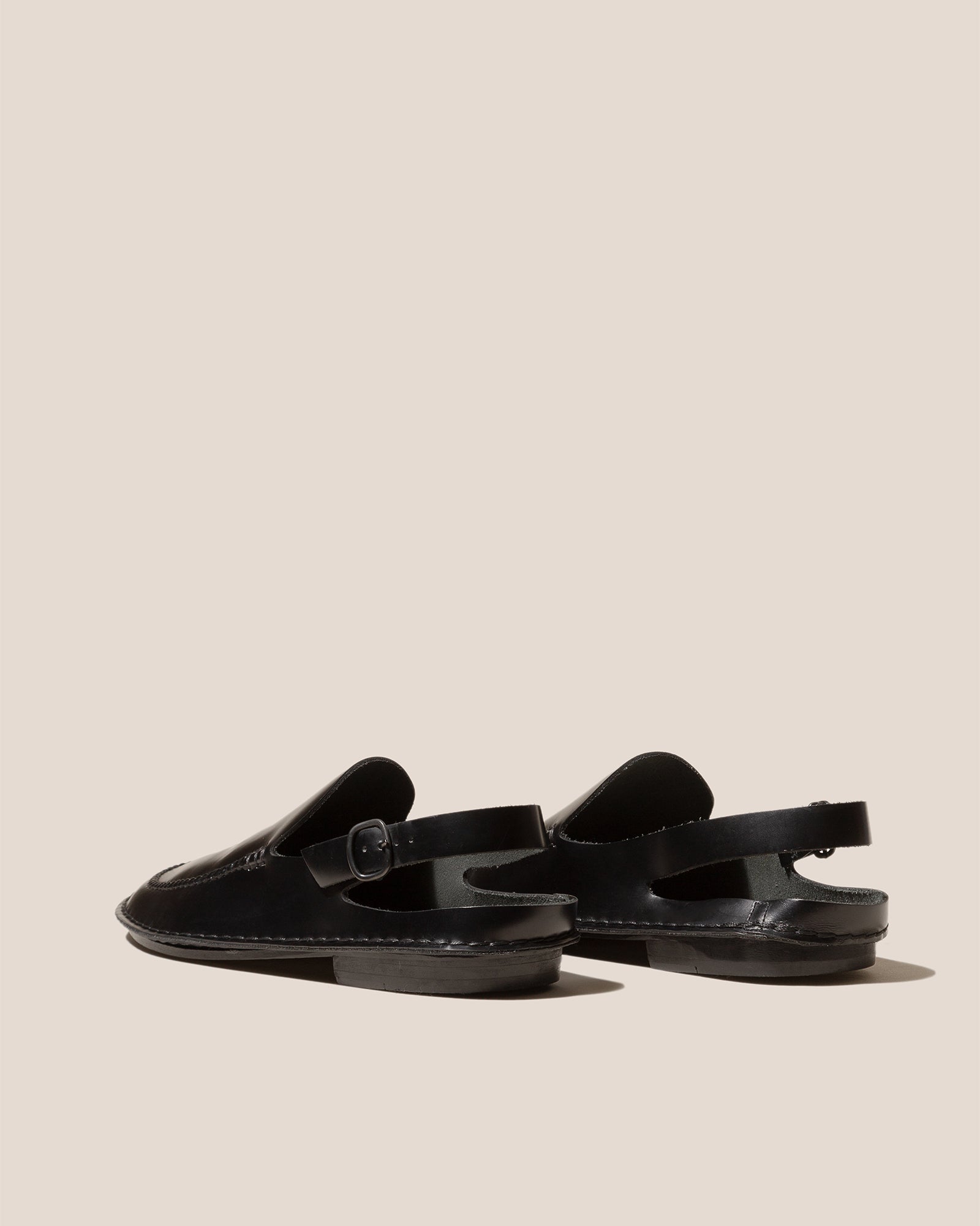 RAFEL - Men’s Double-Stitched Slingback Clog - Hereu US