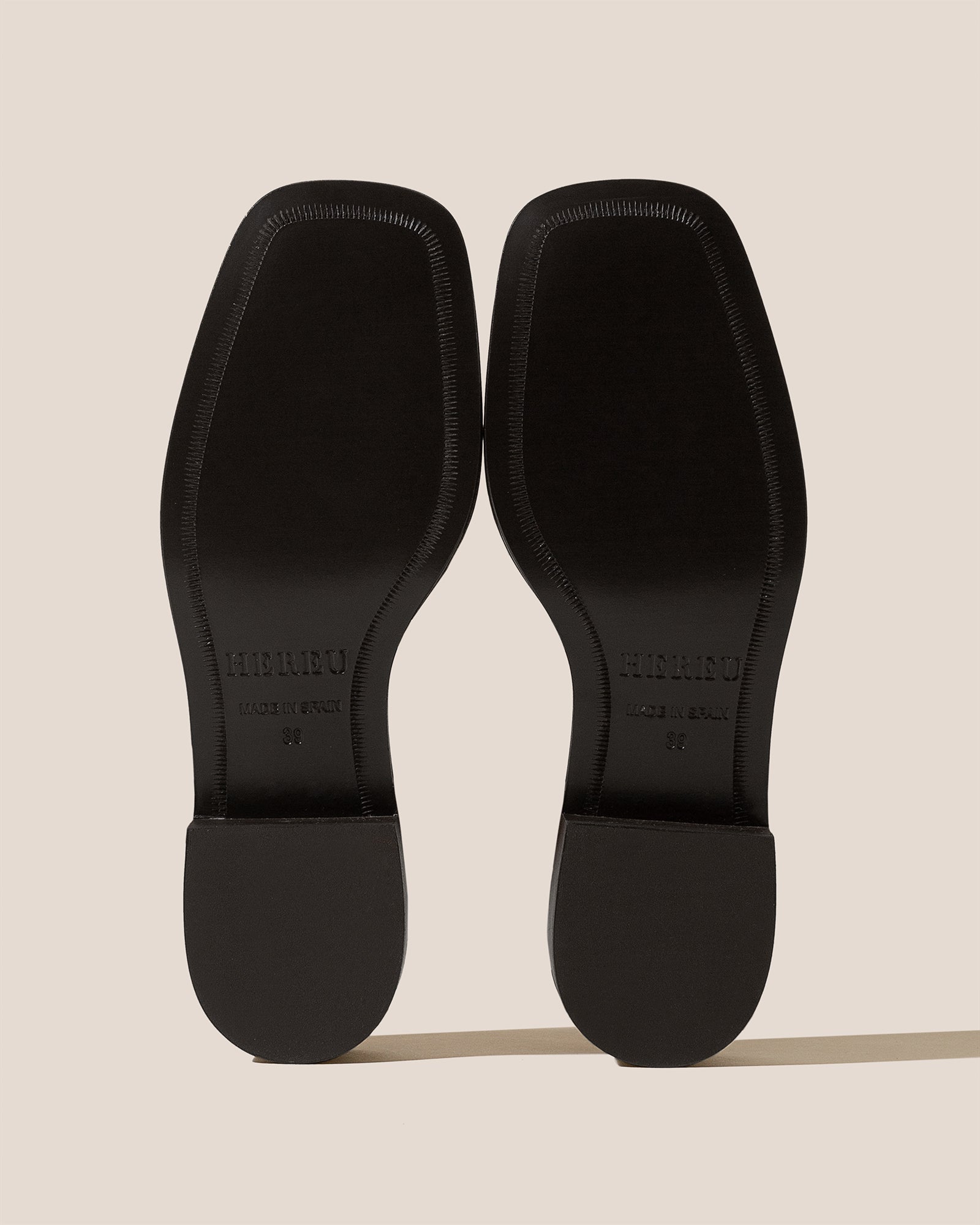 ALARO - Square-Toe T-bar Sandal - Hereu outlet
