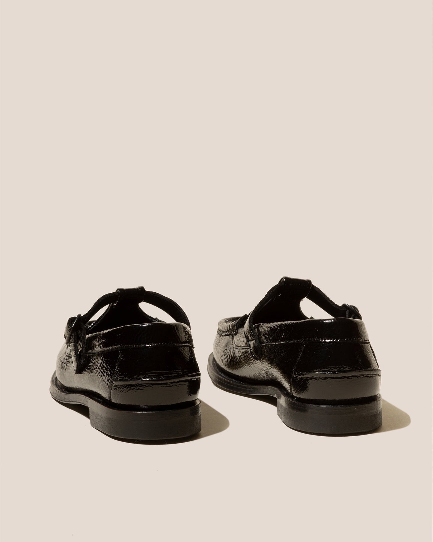 ALBER CRINKLED GLOSSY - T-bar Loafer - Hereu near me