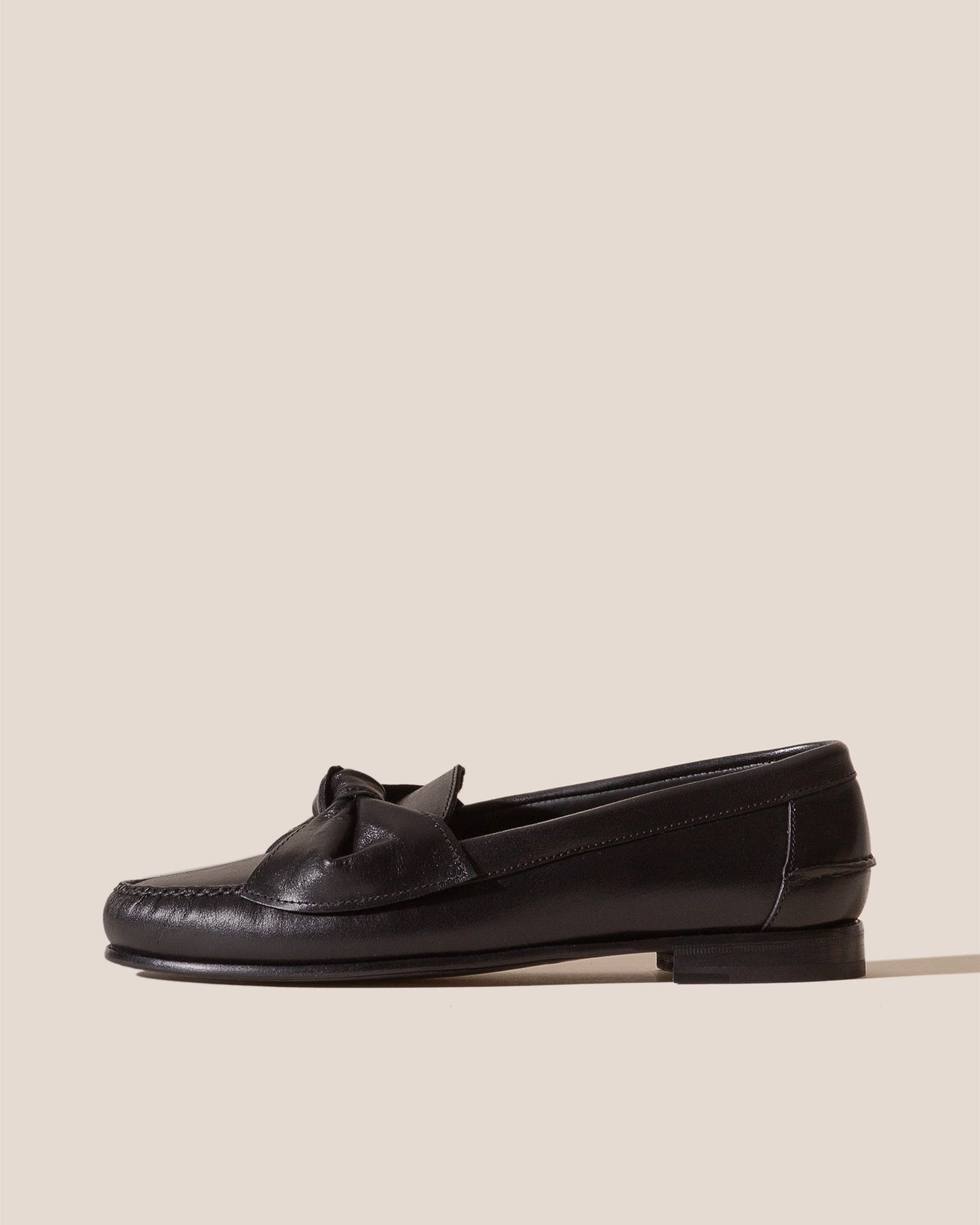 CORBATI - Bow-Detail Slip-On Loafer - Hereu US