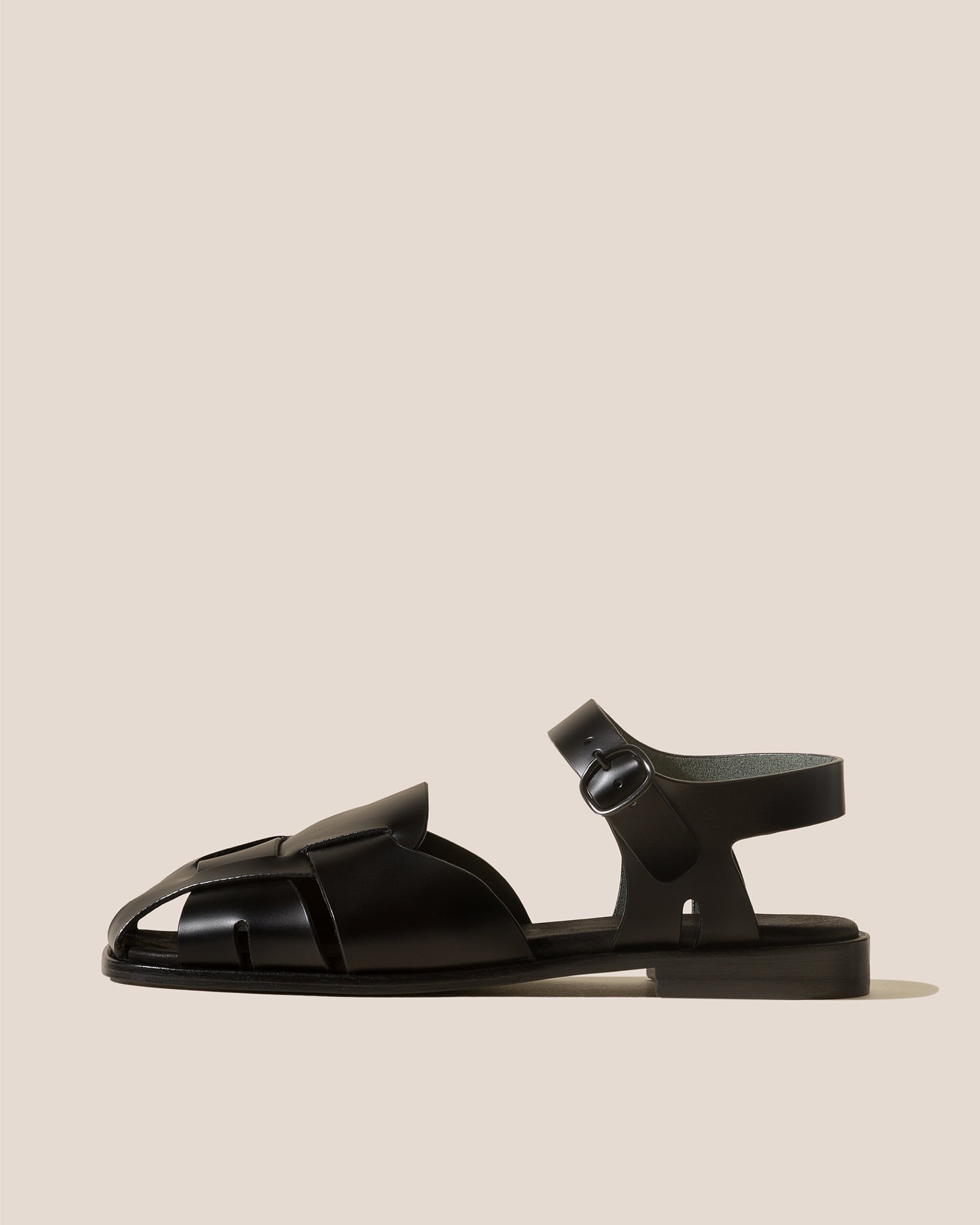 PEDRA - Squared Closed-Toe Fisherman Sandal - Hereu for sale